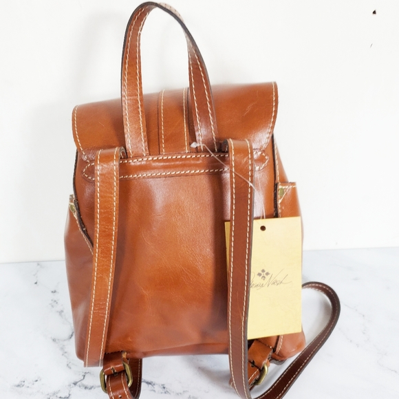 Patricia Nash Heritage Aberdeen Backpack - Picture 4 of 8